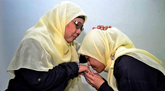 orang tua atau mertua