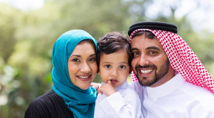 orang tua yang Asyqaa dalam mendidik anak