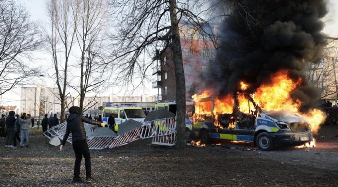 pembakaran Al Qur’an di Swedia