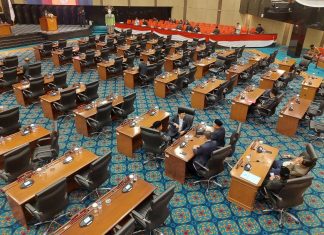 pemecatan Cinta Mega DPRD DKI