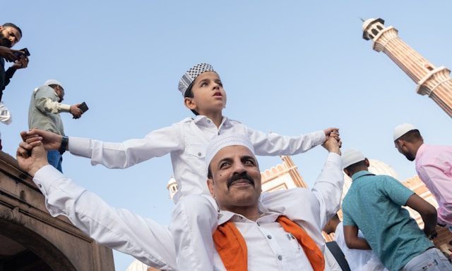 pendidikan iman dalam keluarga muslim