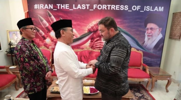 pentingnya solidaritas sesama muslim