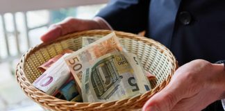 perbedaan pajak dan zakat