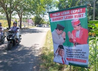 Pro Kontra Foto dan Poster Bergambar di Menurut Islam poster bergambar