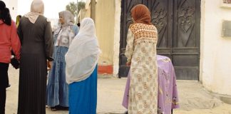 Siapa Yang Paling Berhak Memandikan Jenazah Sesuai Sunnah? siapa yang paling berhak memandikan jenazah