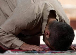 solat menjauhkan kita dari maksiat