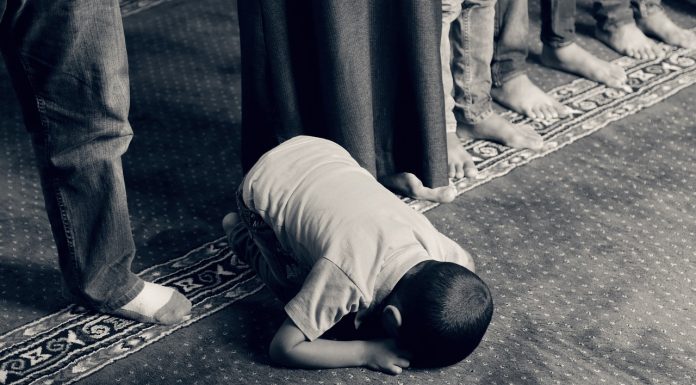 Ketahui 3 Jenis Tawassul yang Dilarang dalam Agama Islam tawassul yang dilarang