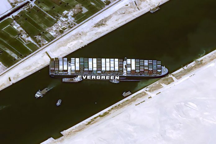 terusan suez