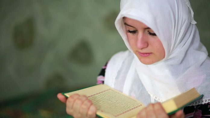 Tips Cerdas Sukses Mulia: Mengkhatamkan Al-Qur’an di Bulan Ramadhan