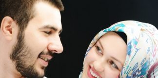 Tips Menjaga Hubungan Suami Istri