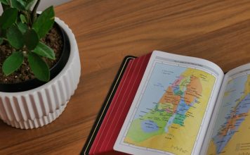 tugas manusia memakmurkan bumi