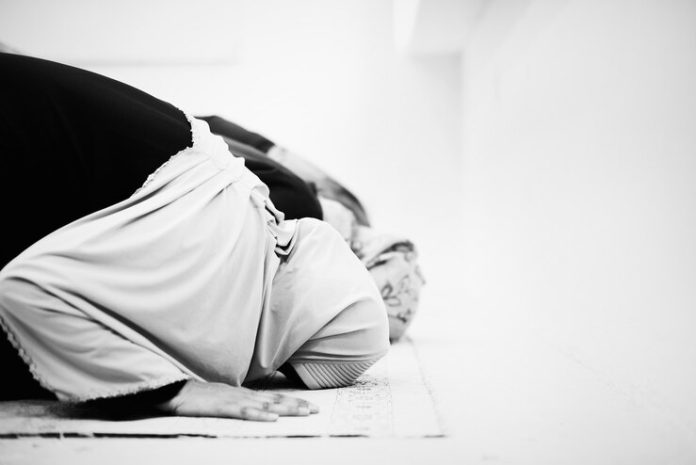 Waktu sholat qobliyah subuh bagi wanita